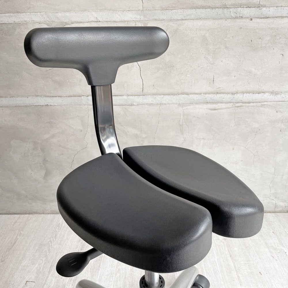 アーユルチェアー ayur chair プレミアムモデル 01 ゼロワン キャスターモデル デスクチェア オフィスチェア  SORBO体圧分散マット付 姿勢矯正 健康椅子 腰痛対策 合計定価￥85,030- ♪