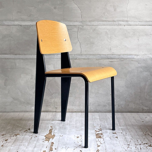 ヴィトラ vitra スタンダードチェア Standard chair ナチュラルオーク×ディープブラック ジャン・プルーヴェ Jean Prouve 名作椅子 定価138,600円 ♪