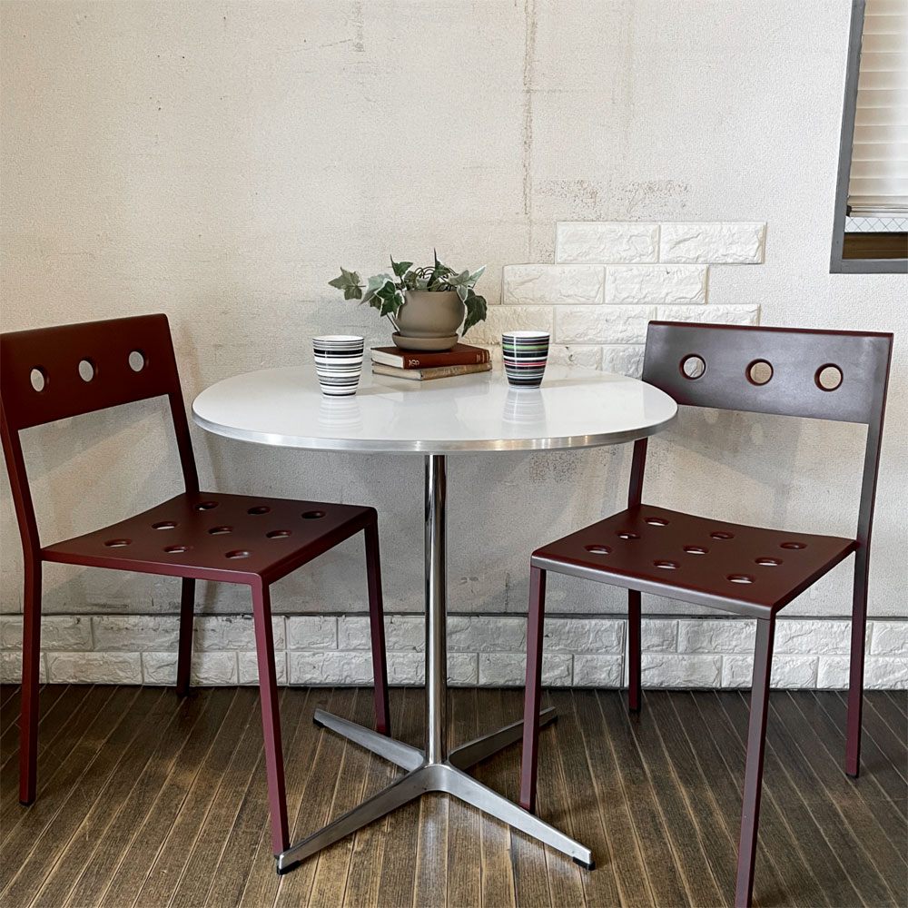 フリッツハンセン Fritz Hansen スーパー円テーブル Aテーブル SUPERCIRCULAR Table  A602 カフェテーブル W75cm ホワイトメラミン ピート・ハイン アルネ・ヤコブセン 定価￥261,800- ◎