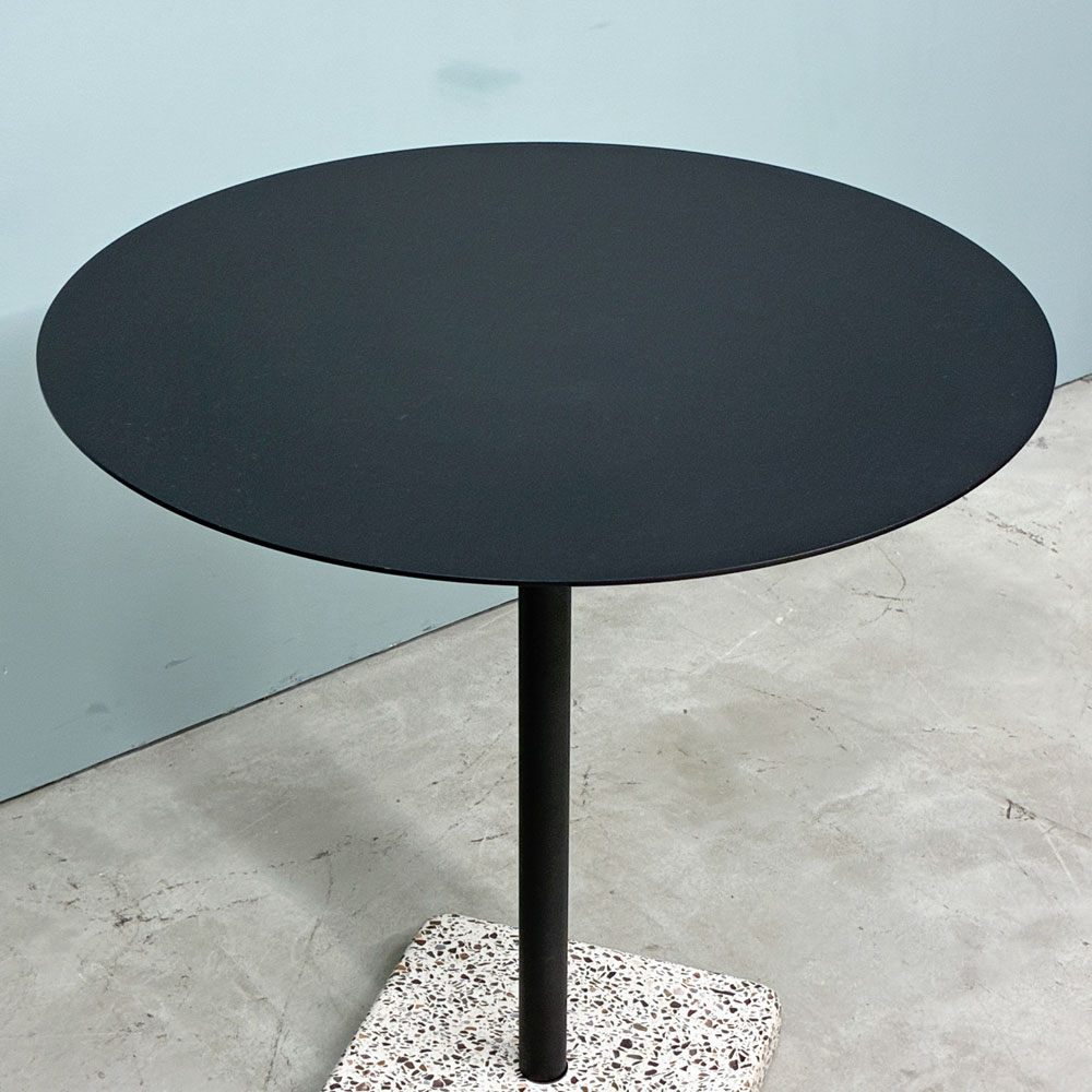 ヘイ HAY テラゾーテーブル TERRAZZO TABLE ラウンド Φ70cm ダニエル エノクソン 北欧モダンデザイン ◎