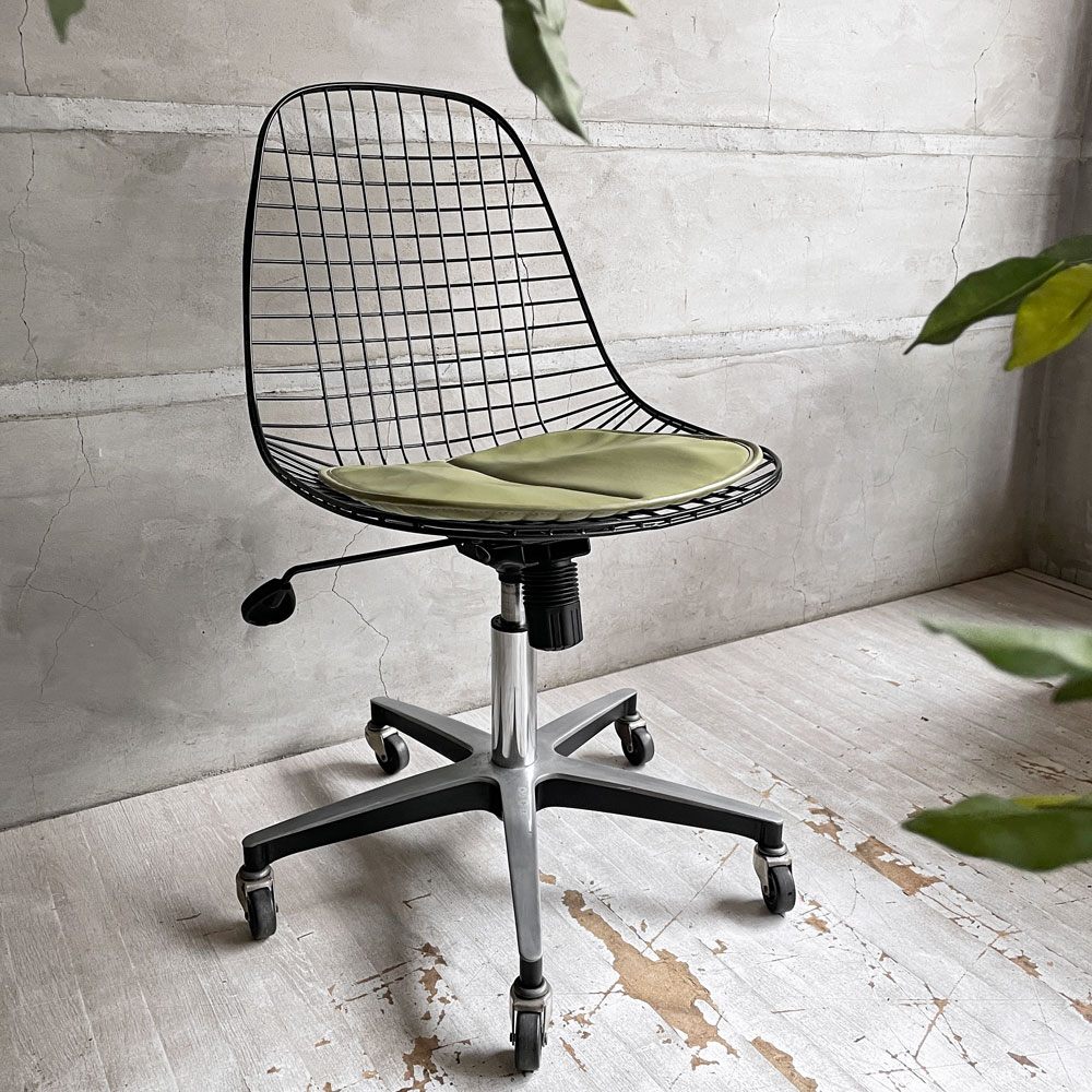 モダニカ MODERNICA ワイヤーチェア Wire Chair ブラックワイヤー ローリングベース キャスター ガス圧式昇降機能 シートパッド付 PVCレザー イームズ ミッドセンチュリー ♪