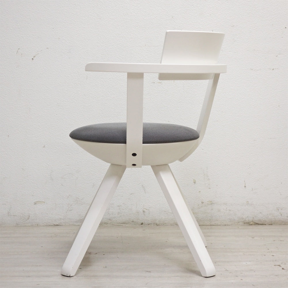 アルテック artek ライバルチェア Rival Chair ダイニングチェア ホワイトラッカー コンスタンチン・グルチッチ Konstantin Grcic ●