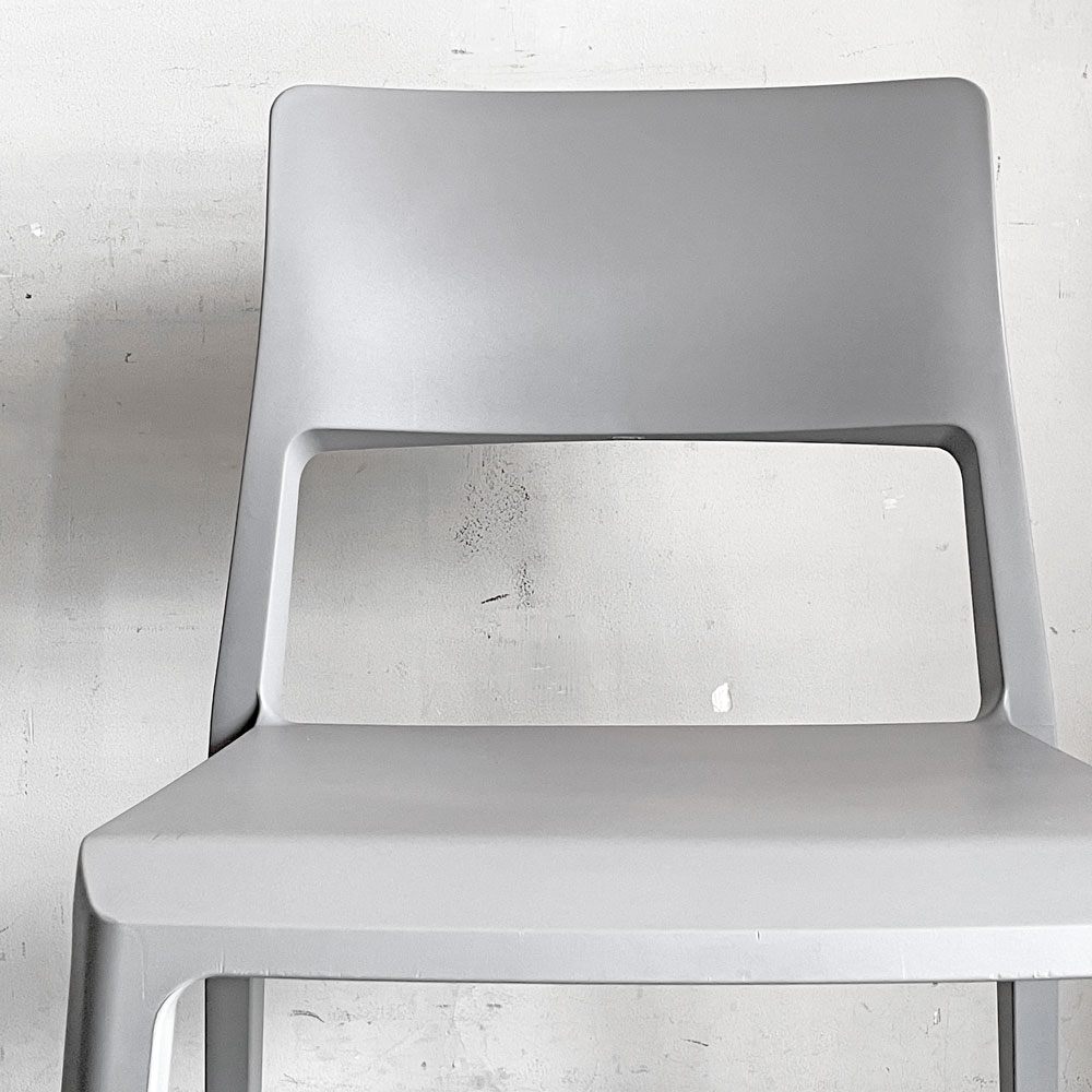 ヴィトラ Vitra ティプトン Tipton チェア スタッキングチェア チルト機能 ロッキングチェア バサルト A ■