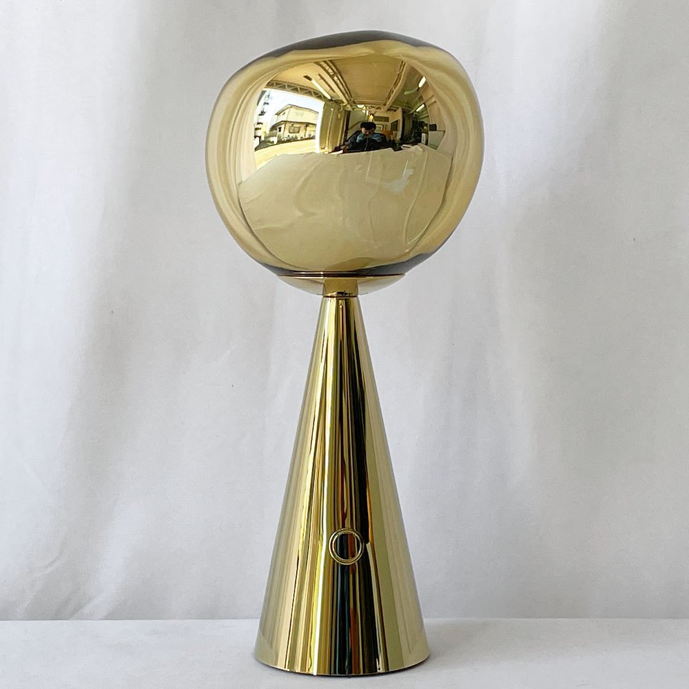トムディクソン Tom Dixon メルトポータブル MELT PORTABLE ゴールド 内蔵LED テーブルライト 間接照明 未使用品 箱付 定価¥49,500- ◇