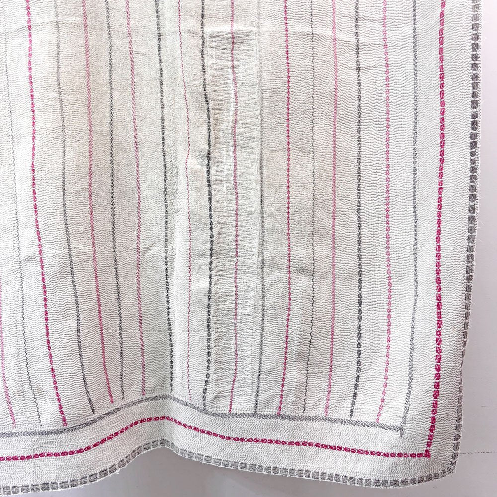 ビンテージキルト vintage 古布 インドキルト 155×115cm ハンドメイド LIGHT YEARS取扱 ●