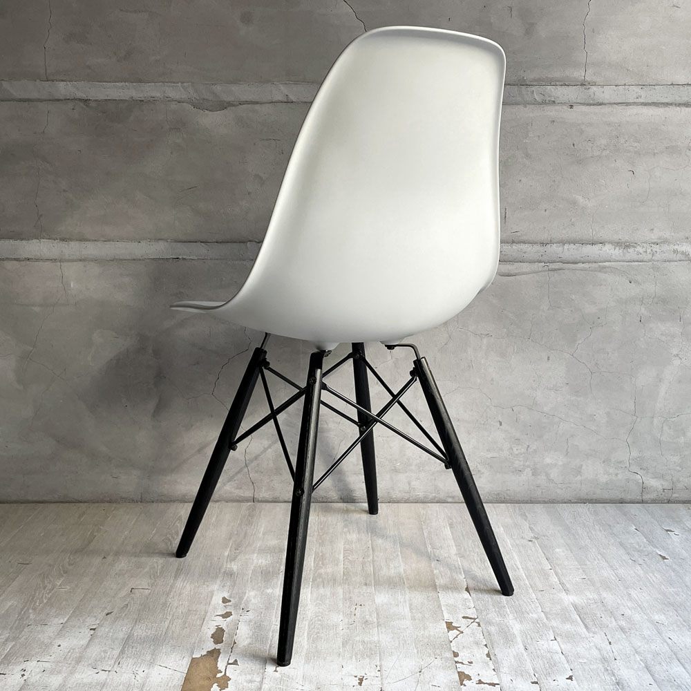 ハーマンミラー HermanMiller サイドシェルチェア ドゥエルレッグ DSW アルパイン × エボニー ポリプロピレン製 イームズ ミッドセンチュリー 廃番色 ♪