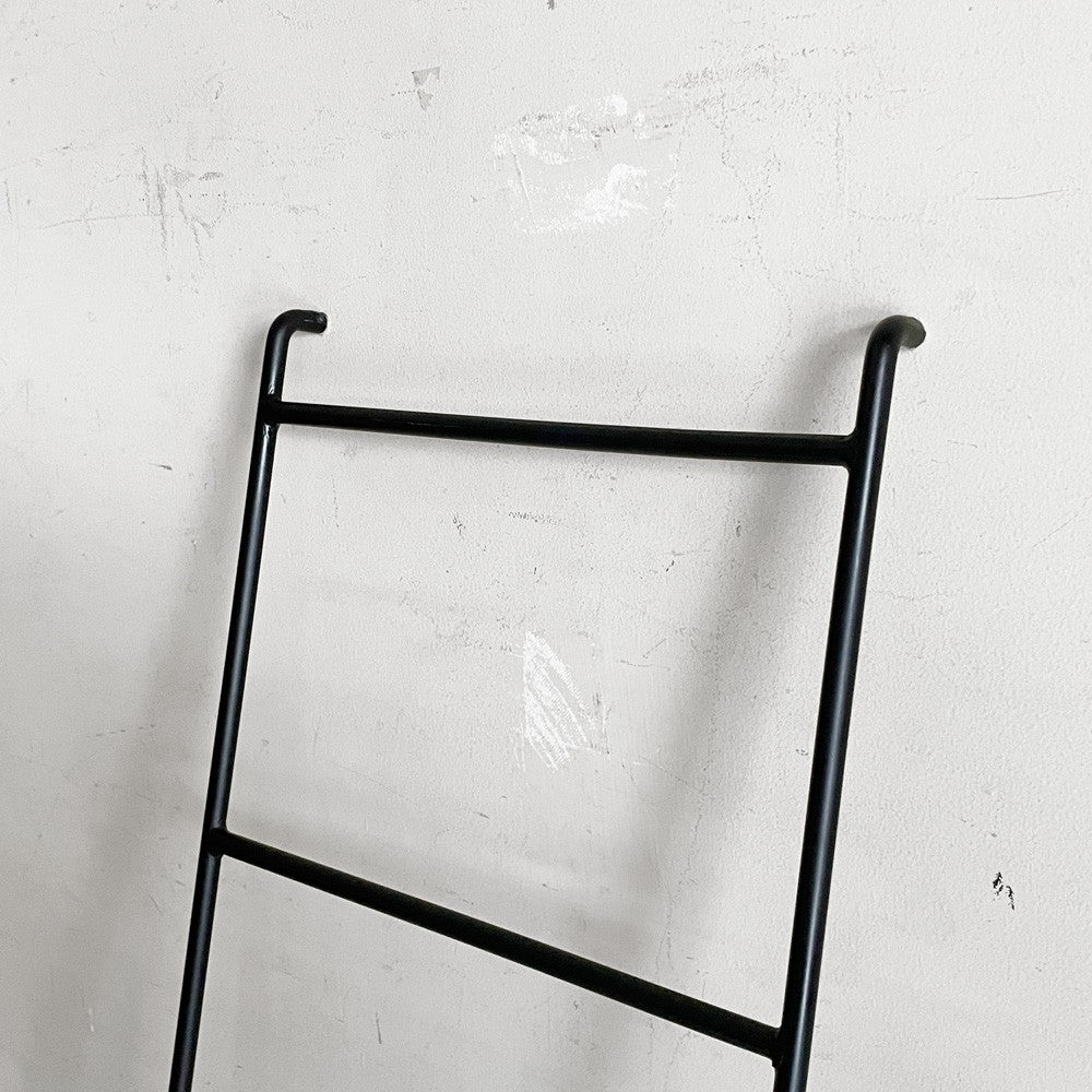 イデー IDEE アイアンラダー IRON LADDER ディスプレイラック アイアン ハンガーラック ブラック 立て掛け 定価：19,900- ■