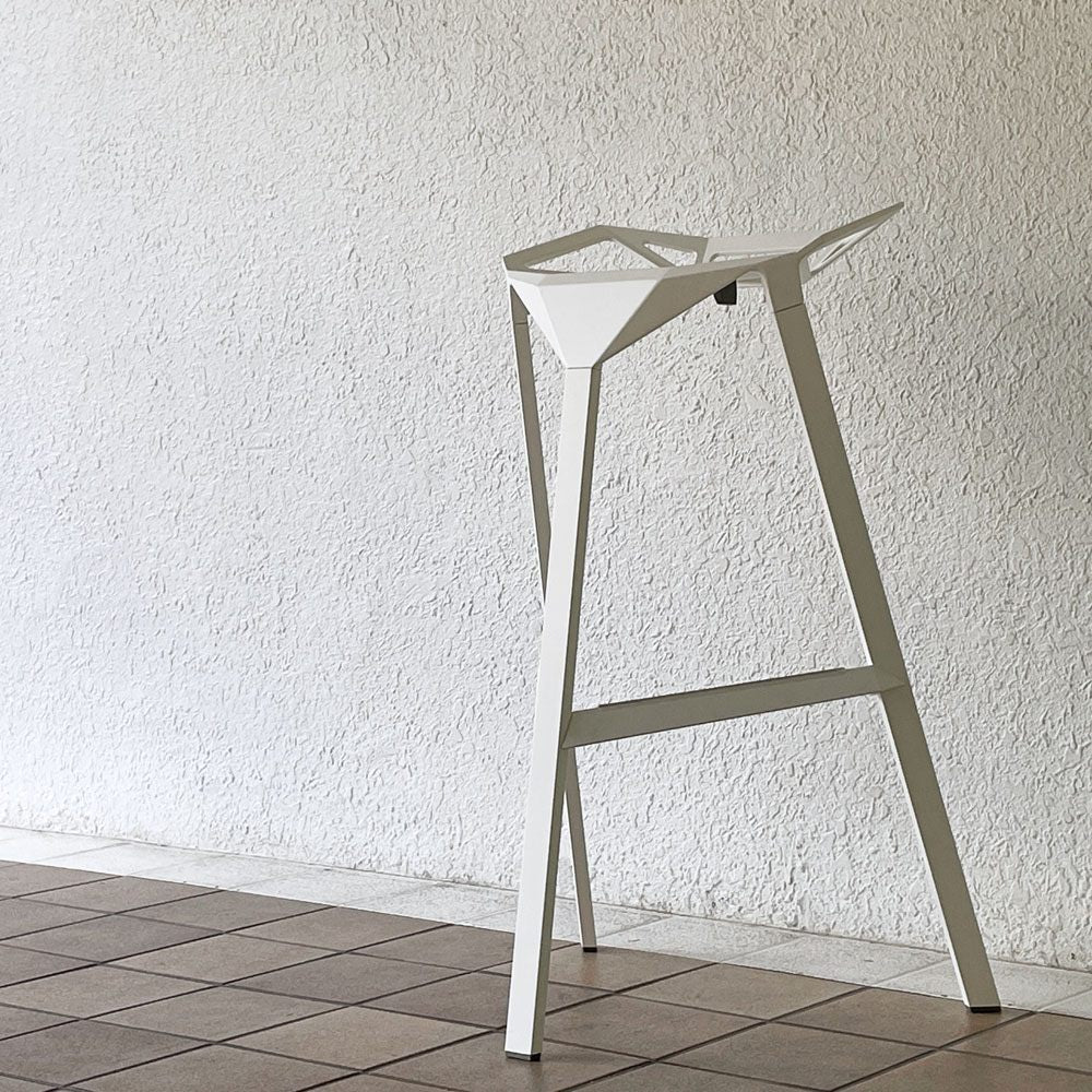 マジス MAGIS スツールワン STOOL_ONE カウンターチェア ハイスツール 座面高77cm コンスタンチン・グルチッチ イタリア ◇