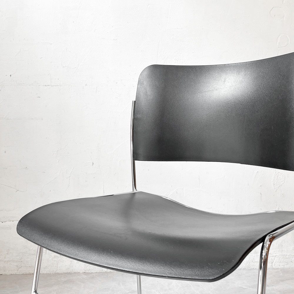 ハウ HOWE 40/4 サイドチェア SIDE CHAIR スタッキングチェア デビッド・ローランド David Rowland モダンデザイン B ★