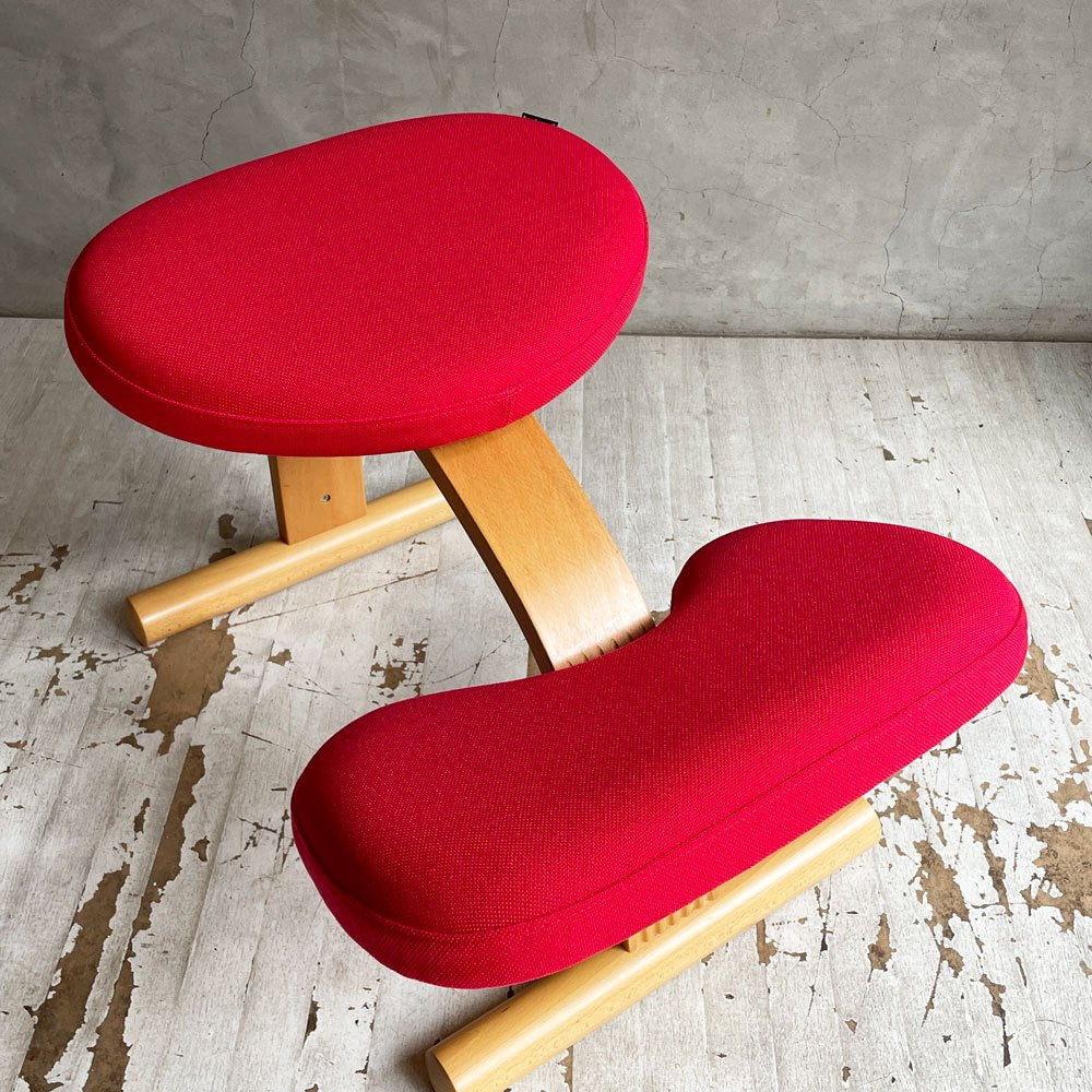サカモトハウス SAKAMOTO HOUSE Balans Easy バランスチェア レッド カバー付き 学習椅子 姿勢矯正 ノルウェー 北欧家具 ♪