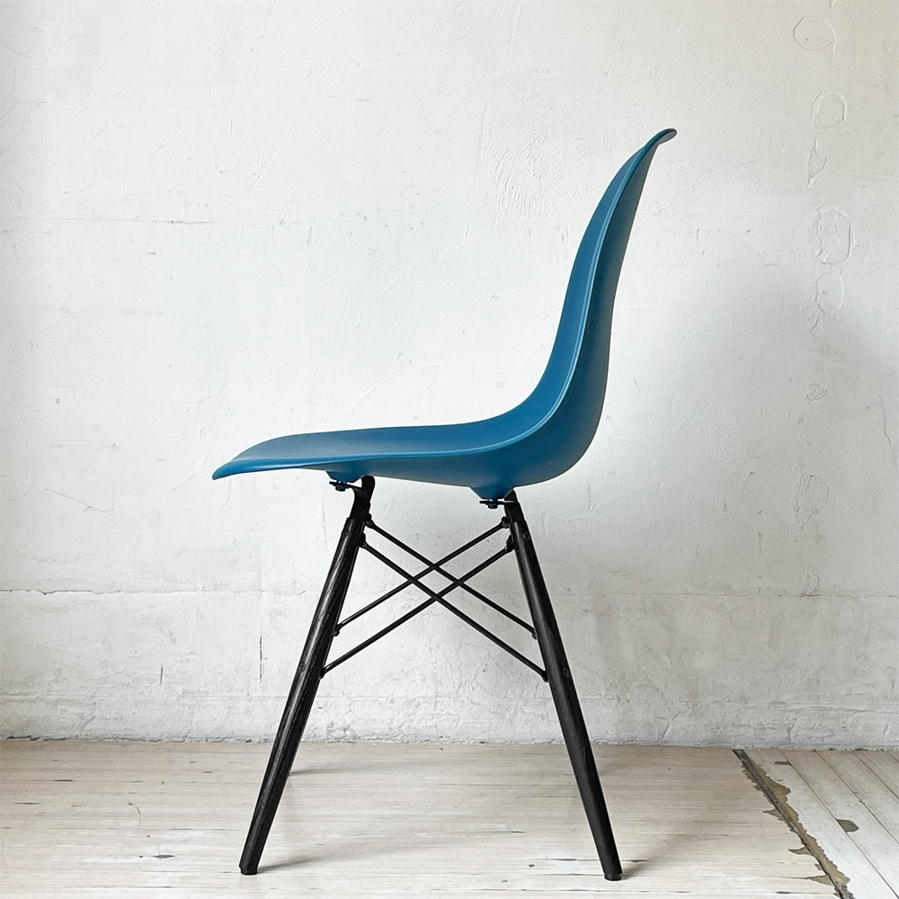 ハーマンミラー HermanMiller サイドシェルチェア ドゥエルレッグ 【ブラック×エボニー】 ポリプロピレン製 イームズ ★
