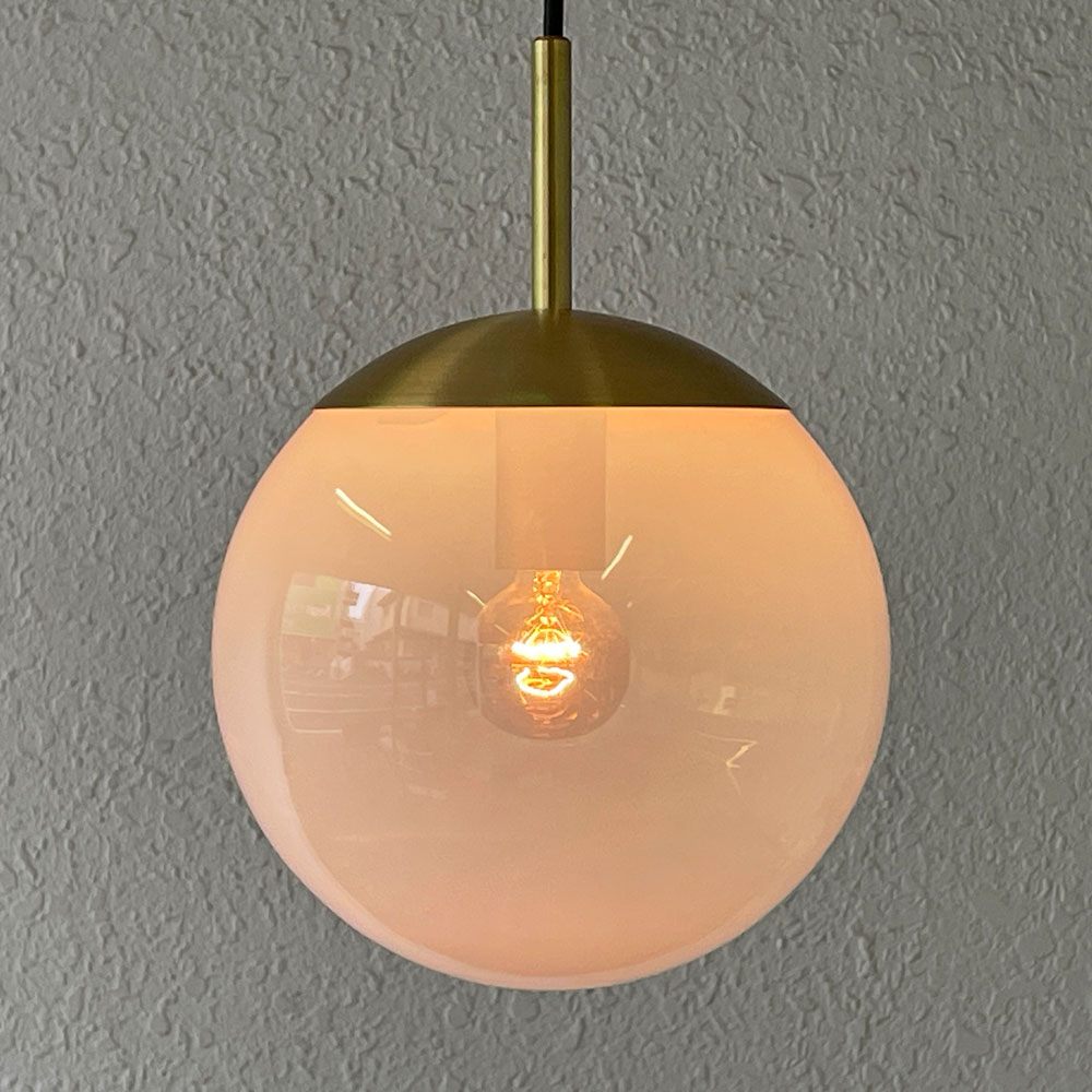 ニューライトポタリー NEW LIGHT POTTERY ソラリス Solaris 200 opal 真鍮 マウスブローガラス ペンダントライト 定価90,200円 ◇