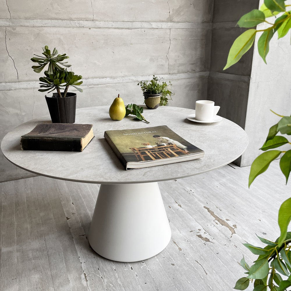 ボーコンセプト BoConcept マドリード Madrid コーヒーテーブル ラウンドテーブル アッシュセラミック天板 デンマーク 定価￥227000-♪