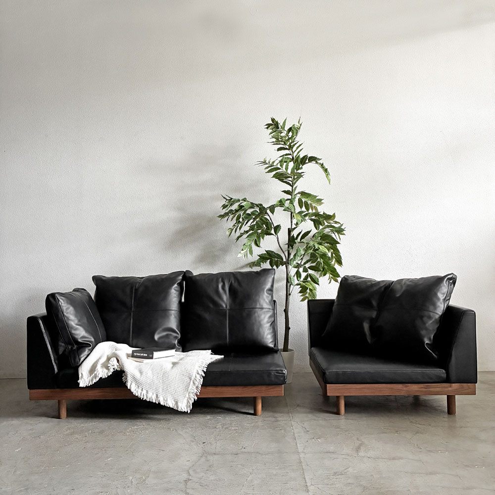 マスターウォール MASTERWAL デニッシュグランデ DANISH GRANDE SOFA 2シーターソファ ワンアーム 右片肘 W159cm ウォールナット無垢材 本革 ブラックレザー 定価￥753,500- 展示品 〓