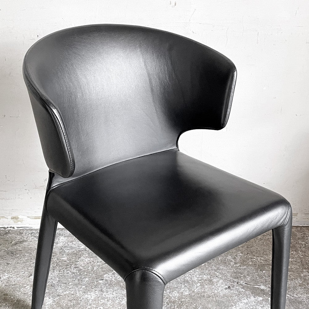 カッシーナ Cassina オラ 367 HOLA アームチェア 本革 ハンス・ウェッツスタイン モダン イタリア 定価￥429.000- ■