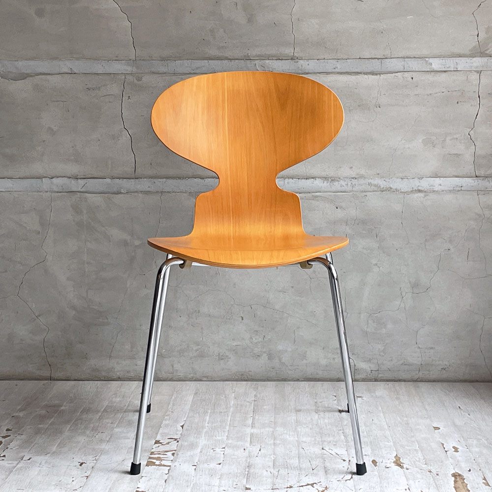 フリッツハンセン Fritz Hansen 3101 アントチェア 4本脚 ナチュラルビーチ材 ラッカー仕上げ アルネ・ヤコブセン 北欧家具 B ♪