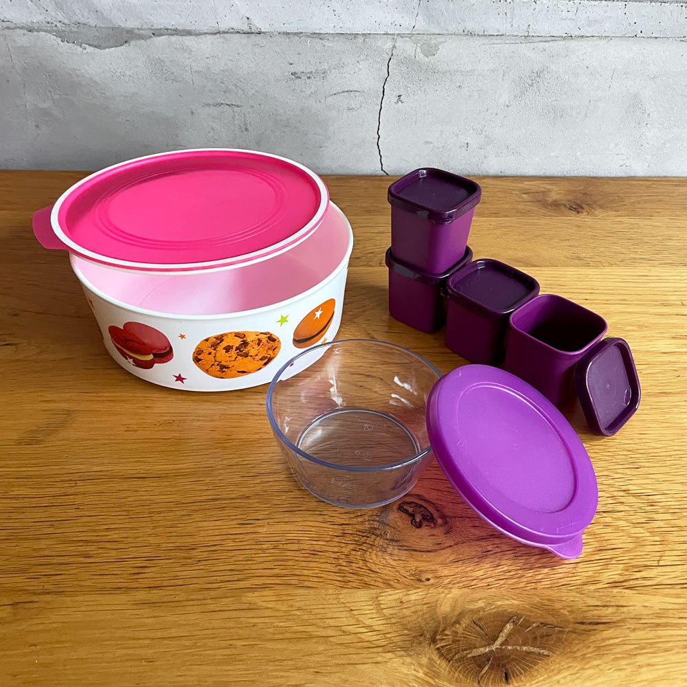タッパーウェア Tupperware キャニスター 保存容器 食器 幼児向けカトラリー等 バラエティセット まとめ売り 計26個 アメリカ ♪