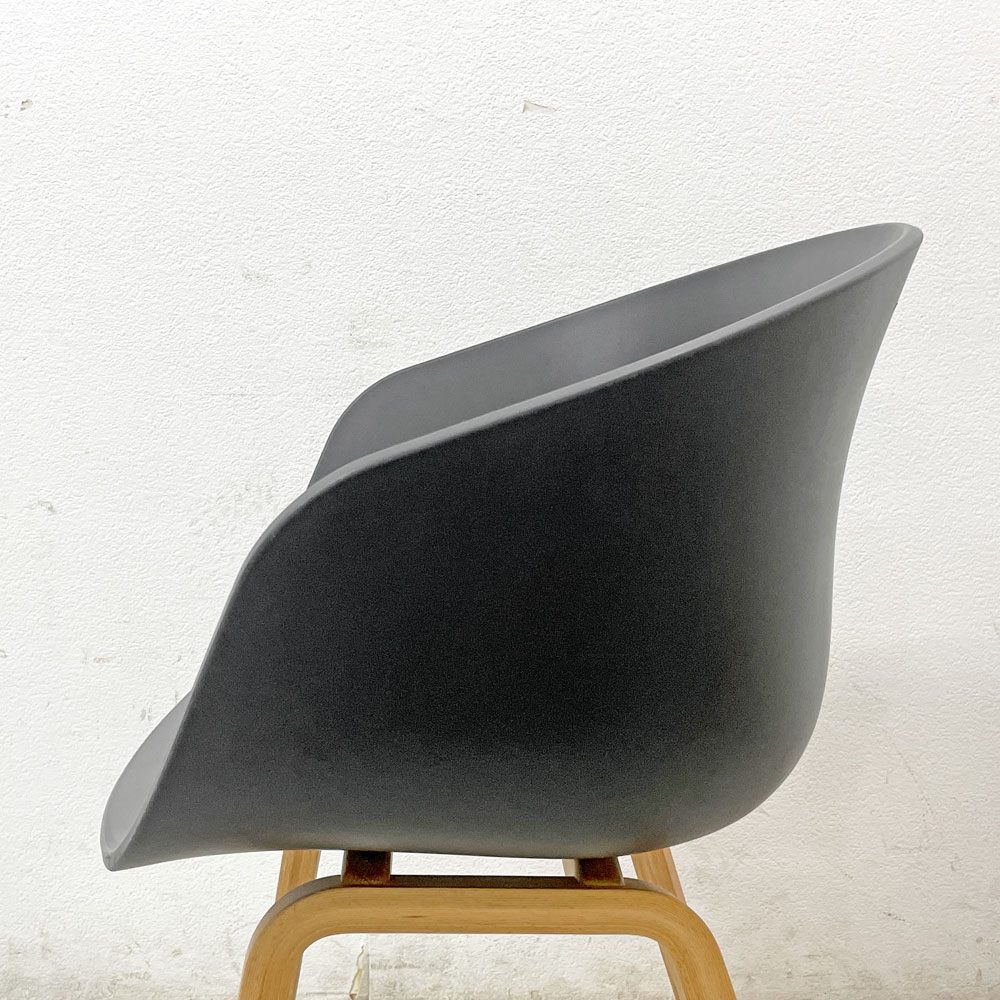 ヘイ HAY アバウト ア チェア ABOUT A CHAIR AAC22 アームチェア ダイニングチェア 木製脚 ブラック A ●