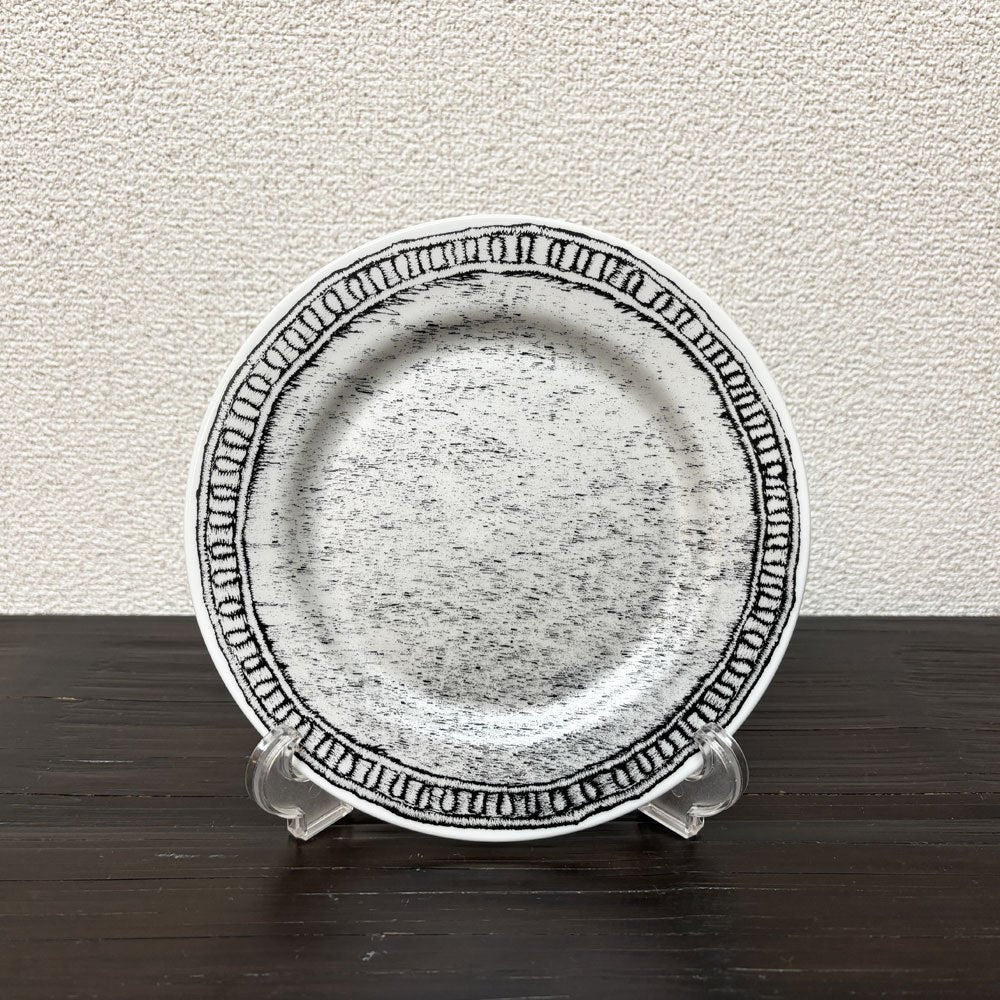ママカロン ma.macaron 刺繍の転写プレート 19.5cm デザートプレート 中皿 磁器 現代作家 B ◎