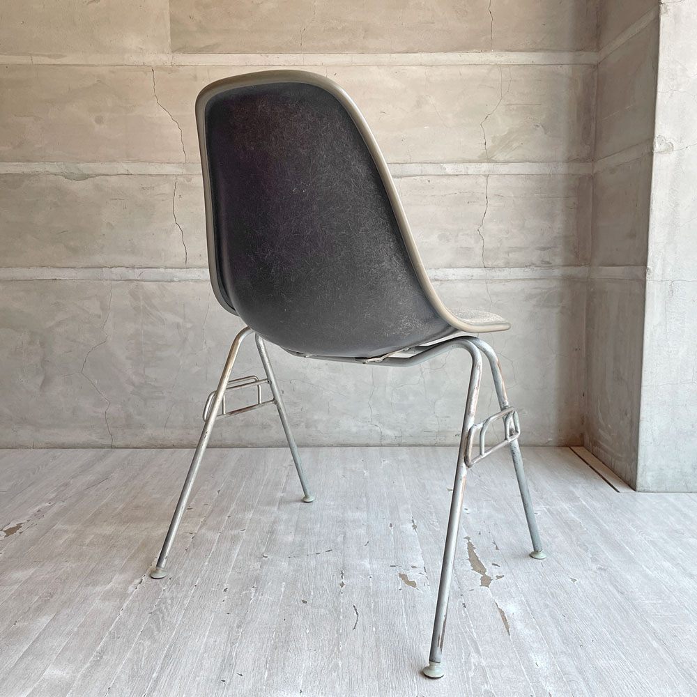 ハーマンミラー Herman Miller サイドシェルチェア セカンド 2ndビンテージ FRP アプホルスター ジラルド生地 スタッキングベース  ナローマウント イームズ ♪