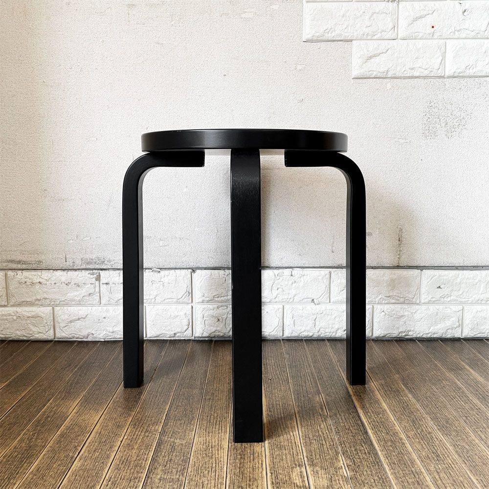 アルテック artek スツール Stool E60 4本脚 バーチ材 ブラックラッカー アルヴァ・アアルト フィンランド 北欧家具 定価￥57,200- ◎