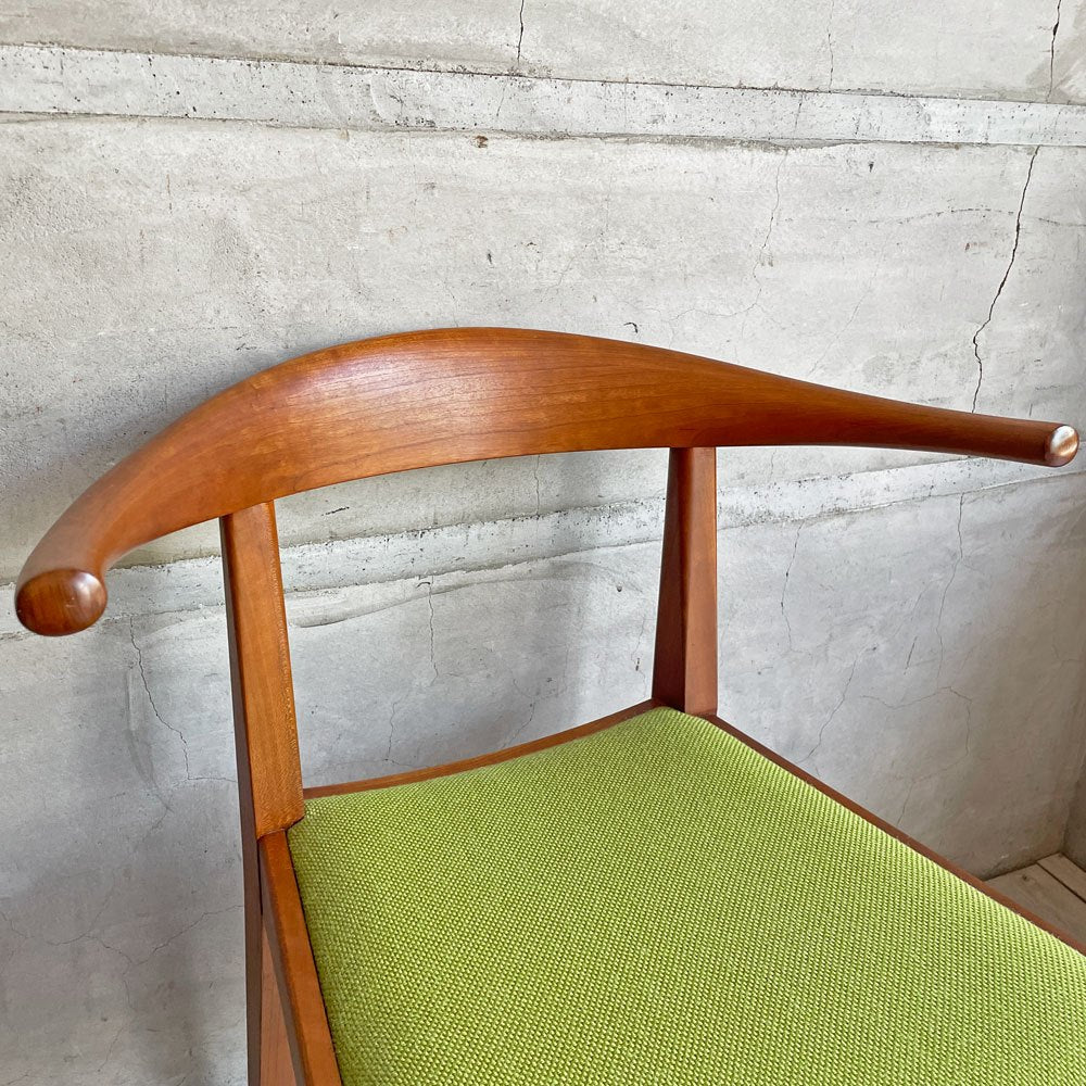 ウッドユウライクカンパニー WOOD YOU LIKE COMPANY アイチェア クッション AI CHAIR ハーフアームチェア チェリー無垢材 ファブリック ライトグリーン 座面張替済 A ♪