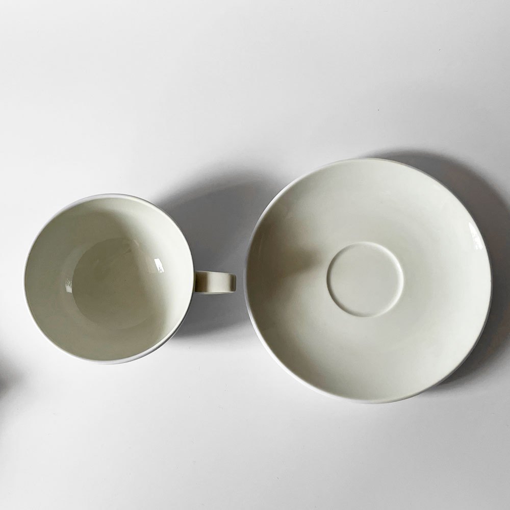 ロイヤルコペンハーゲン ROYAL COPENHAGEN ホワイトポット カップ&ソーサー C&S デンマーク 北欧食器 ◇