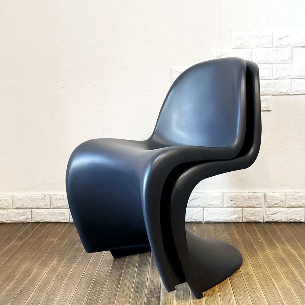 ヴィトラ vitra パントンチェア ダイニングチェア スタッキングチェア ディープブラック ヴェルナー・パントン Panton ミッドセンチュリー スペースエイジ A ◎