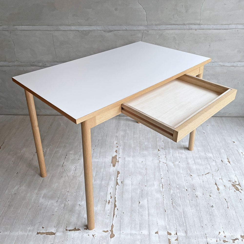 イデー IDEE スティルト STILT TABLE 1000 テーブル デスク ホワイト メラミン天板 オーク材  W100cm マリナ・ボーティエ 参考定価 ￥69,900-♪