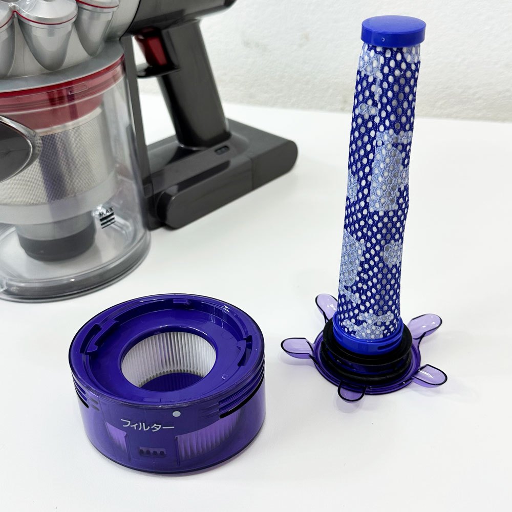 ダイソン dyson V8 Focus Clean HH15 コードレス掃除機 ハンディクリーナー アタッチメント付き ●