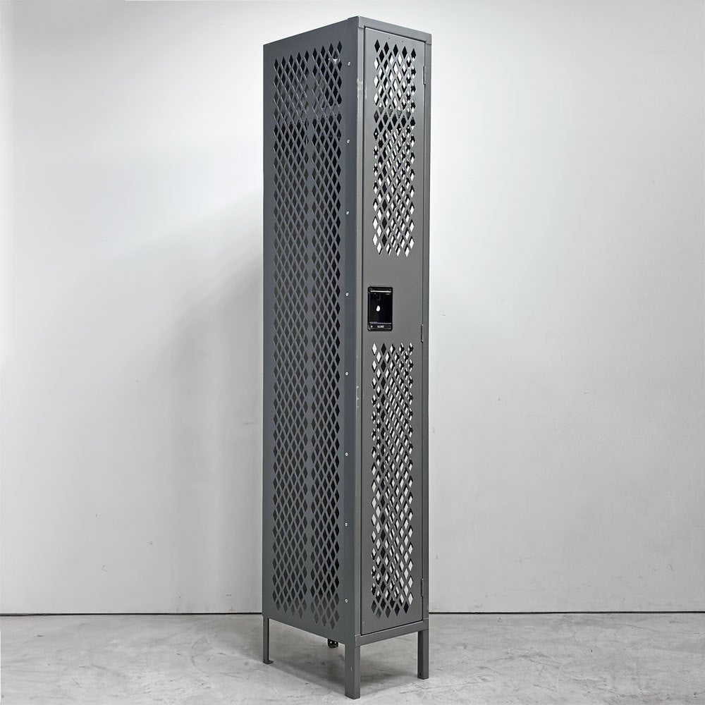 ULINE社 Ventilated Single Tier Lockers スチール製メッシュ ロッカー ティアロッカー 1人用 US ガレージ インダストリアルデザイン ●