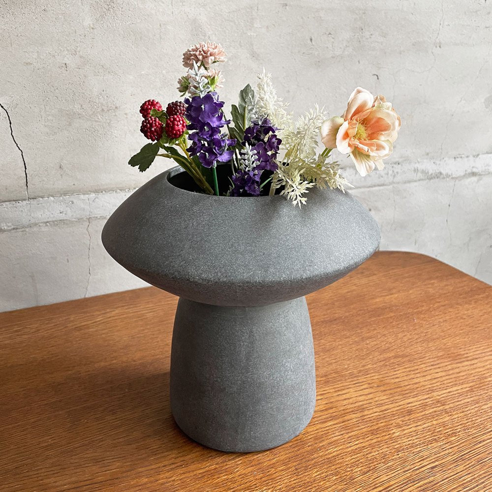 ワンオーワンコペンハーゲン 101 COPENHAGEN スフィア ベース ファット Sphere Vase Fat 花瓶 フラワーベース ダークグレー デンマーク 定価￥14,000- ♪