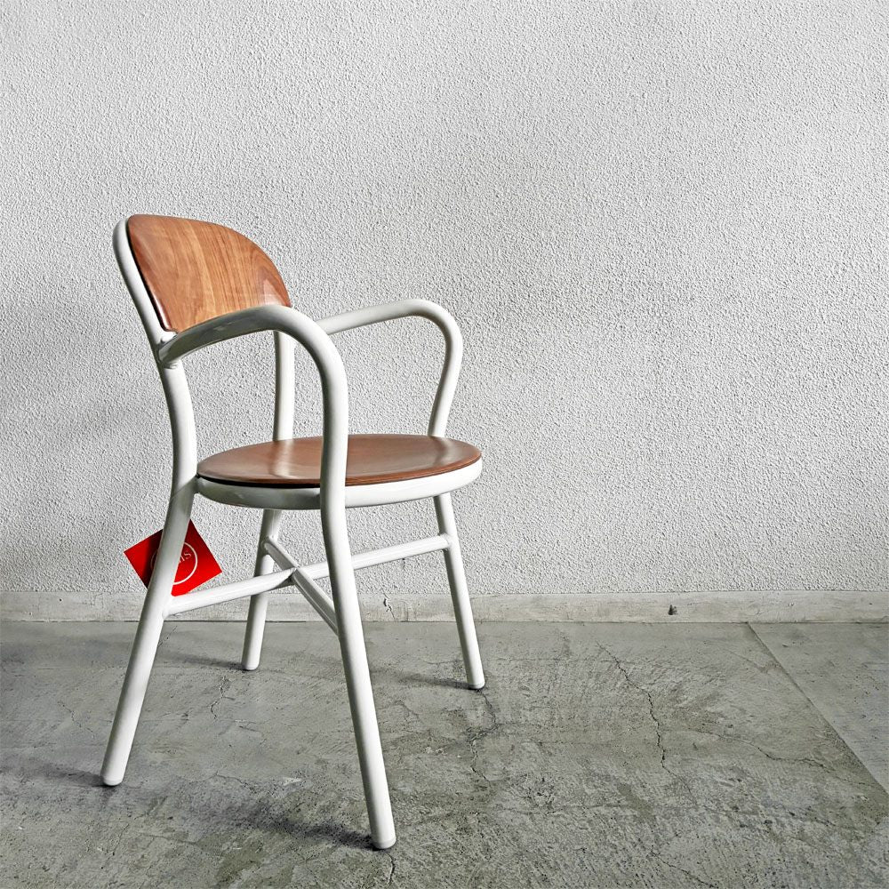 マジス MAGIS パイプチェア Pipe Chair Wood ダイニングチェア ウッドシート アーム付 ホワイト×ライトビーチ ジャスパー・モリソン 未使用品 定価￥119,900- 〓