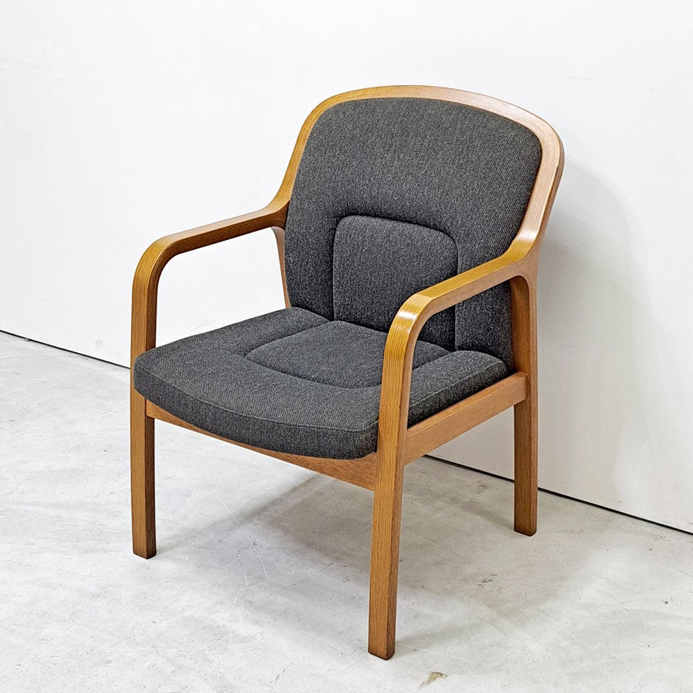 天童木工 Tendo チェントロ Centro ダイニングアームチェア ナラ材 T-5344NA-ST 剣持勇 定価￥118,800- ●