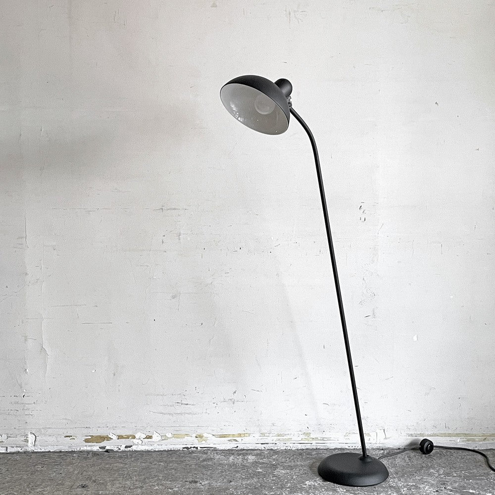 フリッツハンセン Fritz Hansen カイザーイデル KAISER IDELL フロアランプ 6556-F マットブラック スチール クリスチャン・デル 北欧 定価￥159,280- ■
