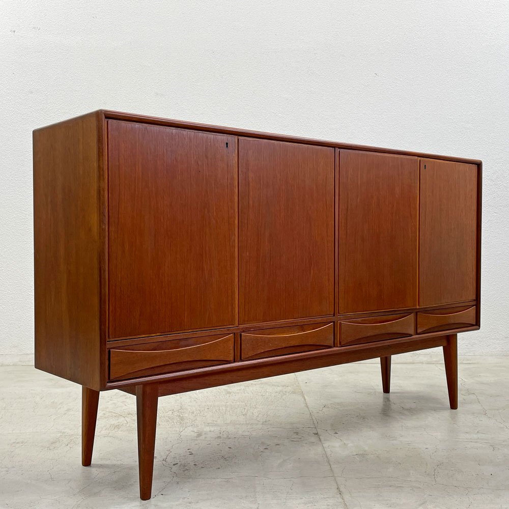 メーベルファブリケン リンデン Möbelfabriken Linden 北欧ビンテージ チーク材 サイドボード Teak Sideboard 60's VTG 〓