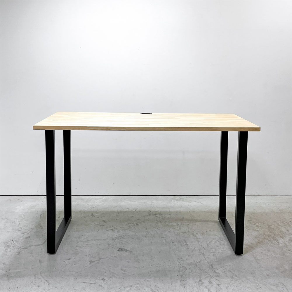 かなでもの KANADEMONO ザ・テーブル THE TABLE スタンディングデスク 160×80cm ラバーウッド天板 スクエアレッグ 配線孔キャップ付き 合計定価 ￥70,500- ●