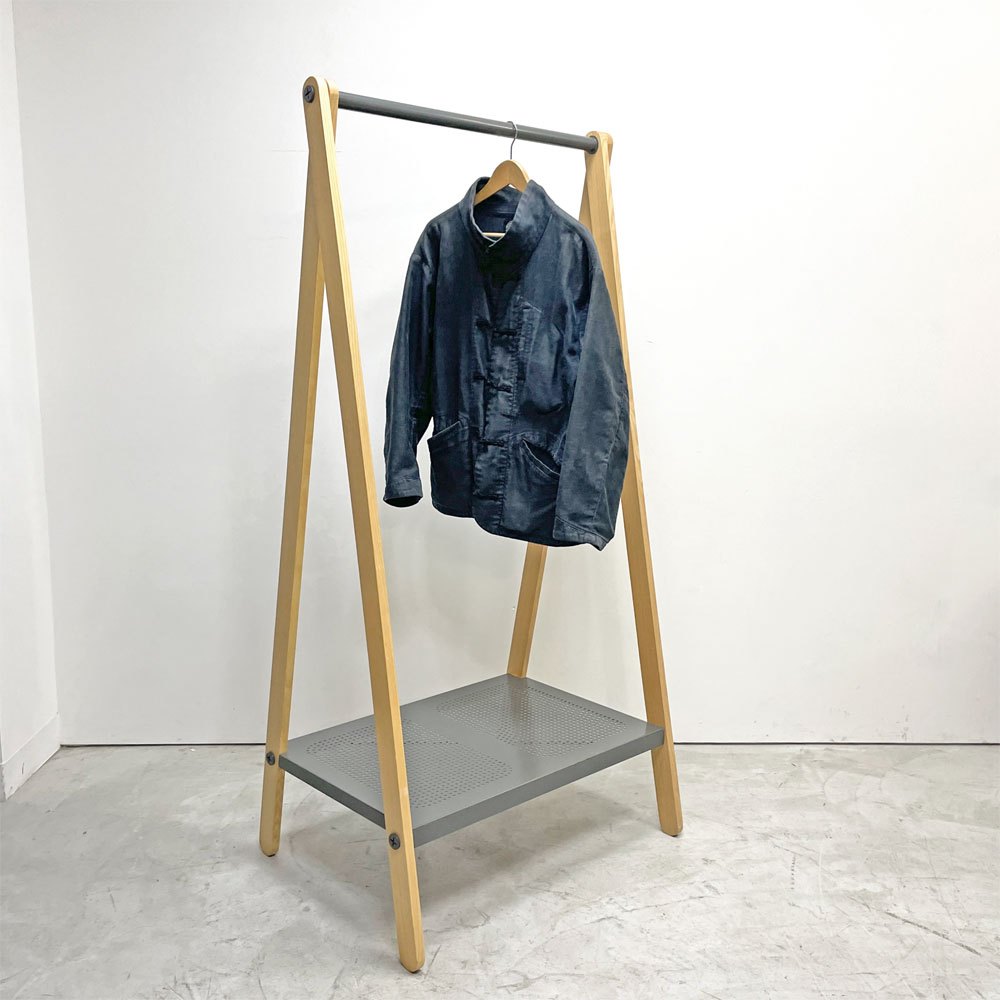 ノーマンコペンハーゲン Normann COPENHAGEN トーイ TOJ コートハンガー アッシュ材 グレー 折り畳み式 ●