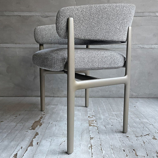 アルフレックス arflex リース LYS アームチェア ダイニングチェア グレー系ファブリック モダンデザイン イタリア パトリック・ノルゲ Patrick Norguet ♪