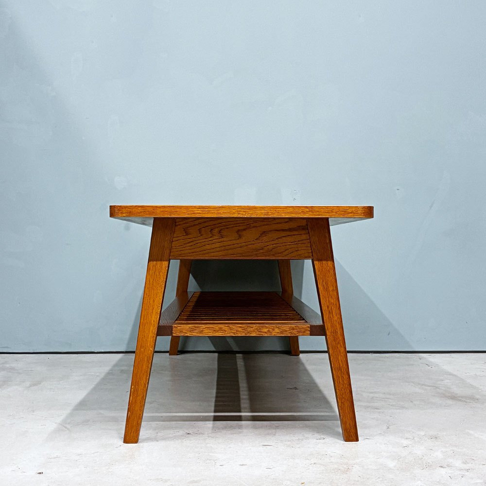 パシフィックファニチャーサービス P.F.S. ローテーブル DH TEA TABLE WITH SHELF Lサイズ W120cm ナラ材 マガジンラック付 ダークブラウン 定価：￥70,400- ◎