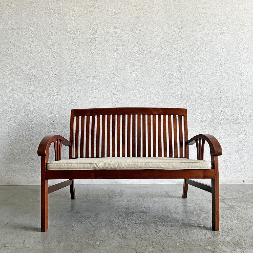 カジャ KAJA アジアンチーク材 2人掛けベンチ W118cm 座クッション ファブリック オフホワイト系 コロニアルスタイル 〓