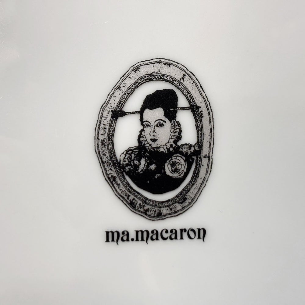 ママカロン ma.macaron ライオンのお皿(刺繍) の転写 プレート 26.5cm ディナープレート 大皿 磁器 現代作家 ◎