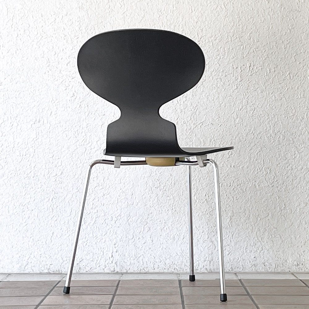 フリッツハンセン Fritz Hansen アントチェア アリンコチェア 3本脚 カラードアッシュ ブラック アルネ・ヤコブセン デンマーク 北欧家具 ◇