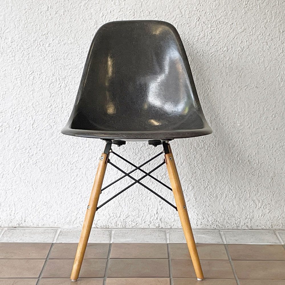 ハーマンミラー Herman Miller サイドシェルチェア セカンド 2nd FRP エレファントハイドグレー ダウェルベース イームズ ビンテージ ◇