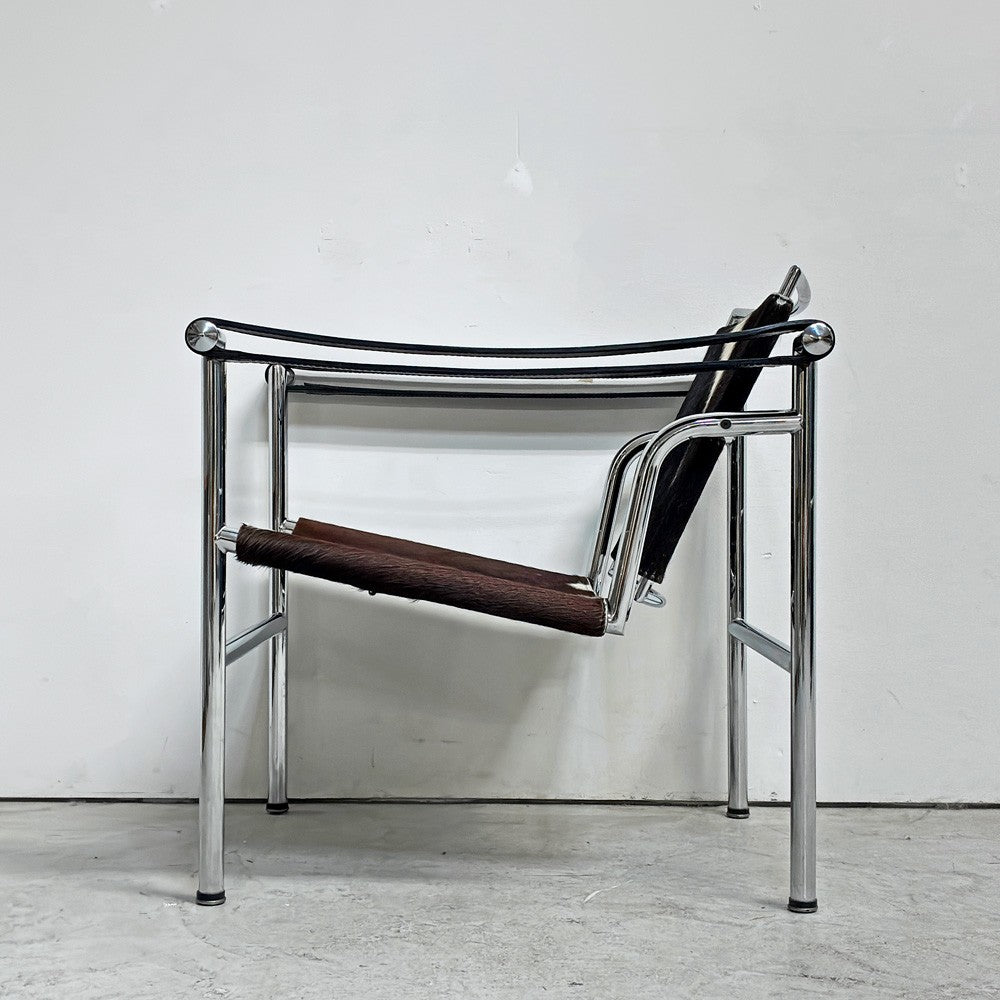 ル・コルビュジェ Le Corbusier LC1 スリングチェア ハラコレザー 牛革 名作家具 リプロダクト品 ●