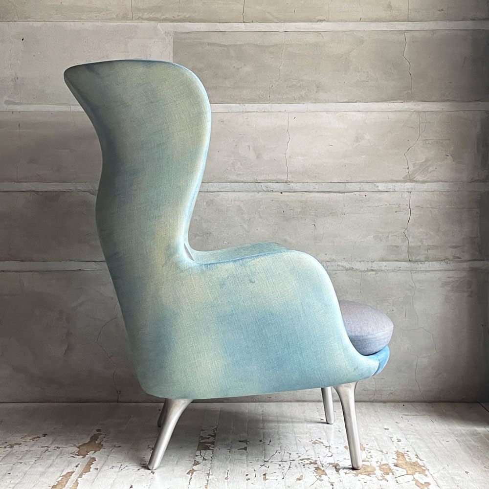 フリッツハンセン Fritz Hansen ロオチェア RO JH1 ラウンジチェア ファブリック Faded Denim Blue アルミベース ハイメ・アジョン 現行定価￥526,680以上 ♪