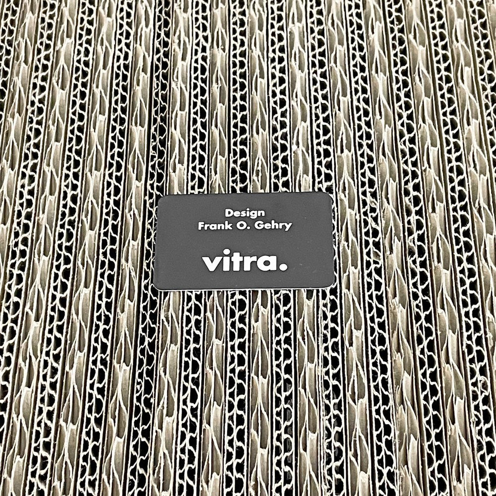 ヴィトラ vitra ウィグル サイドチェア Wiggle Side Chair 段ボール素材 フランク・ゲーリー Frank Gehry 参考定価￥¥170,500- ●