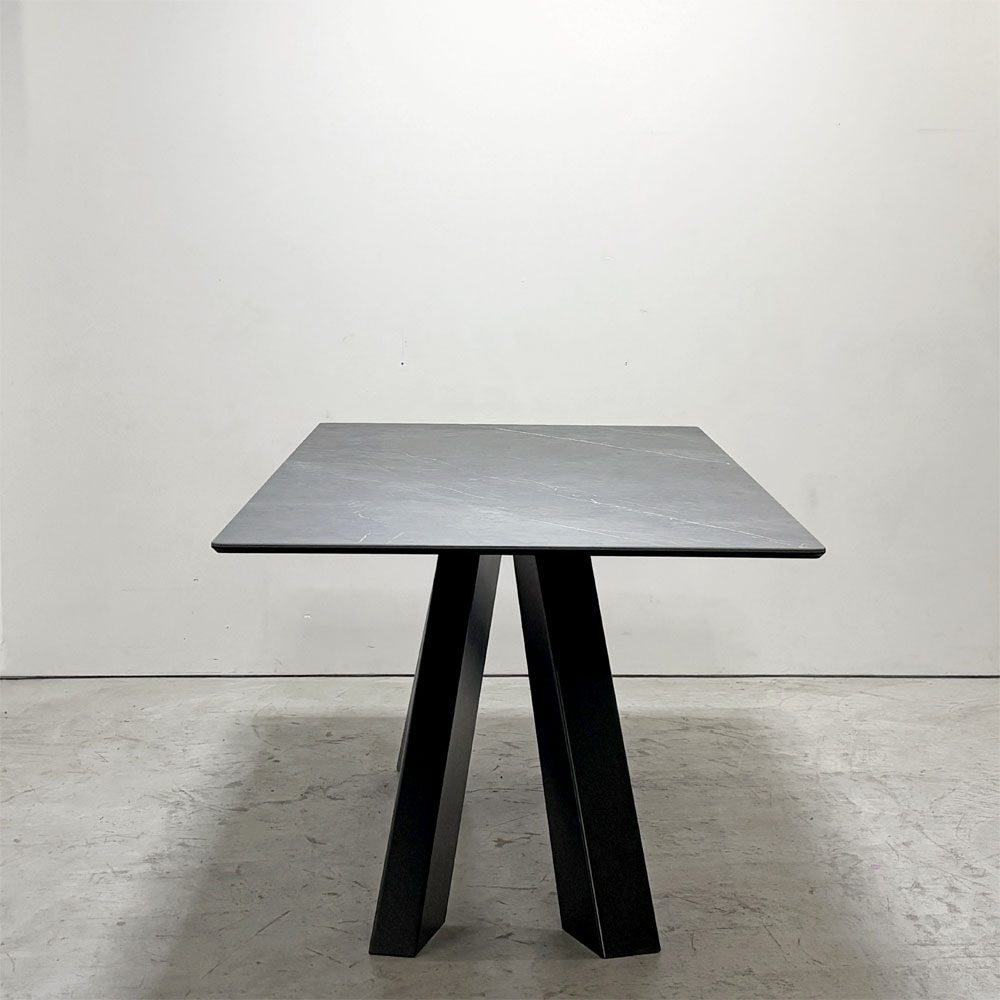 ボナルド BONALDO ビッグテーブル Big Table ダイニングテーブル セラミック天板 × スチール脚 W180cm イタリアモダン ●