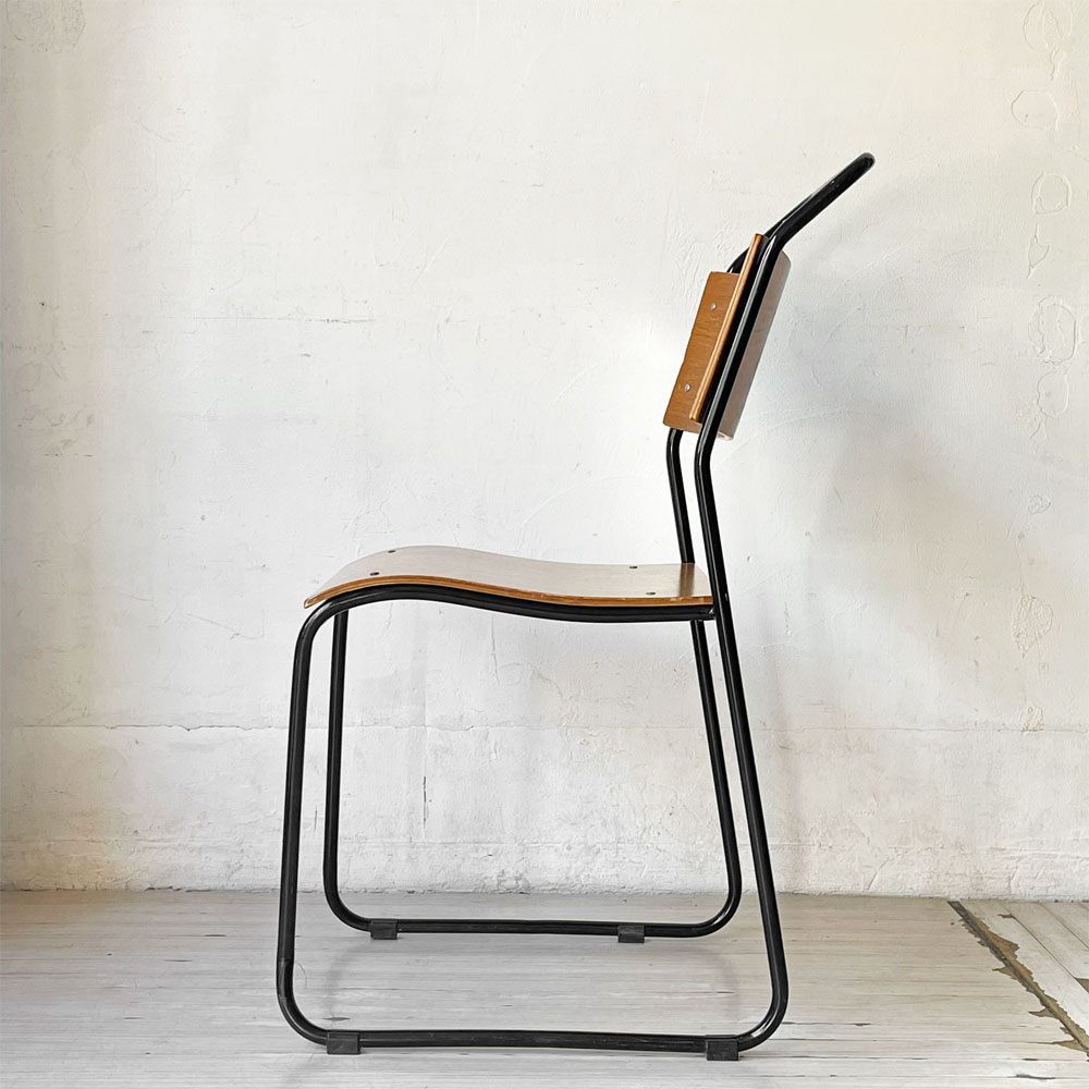 クラッシュゲート CRASH GATE ノットアンティークス Knot antiques ブルーノチェア RP6 BLUNO CHAIR スタッキングチェア プライウッド スチールレッグ ブラック 関家具 B ★