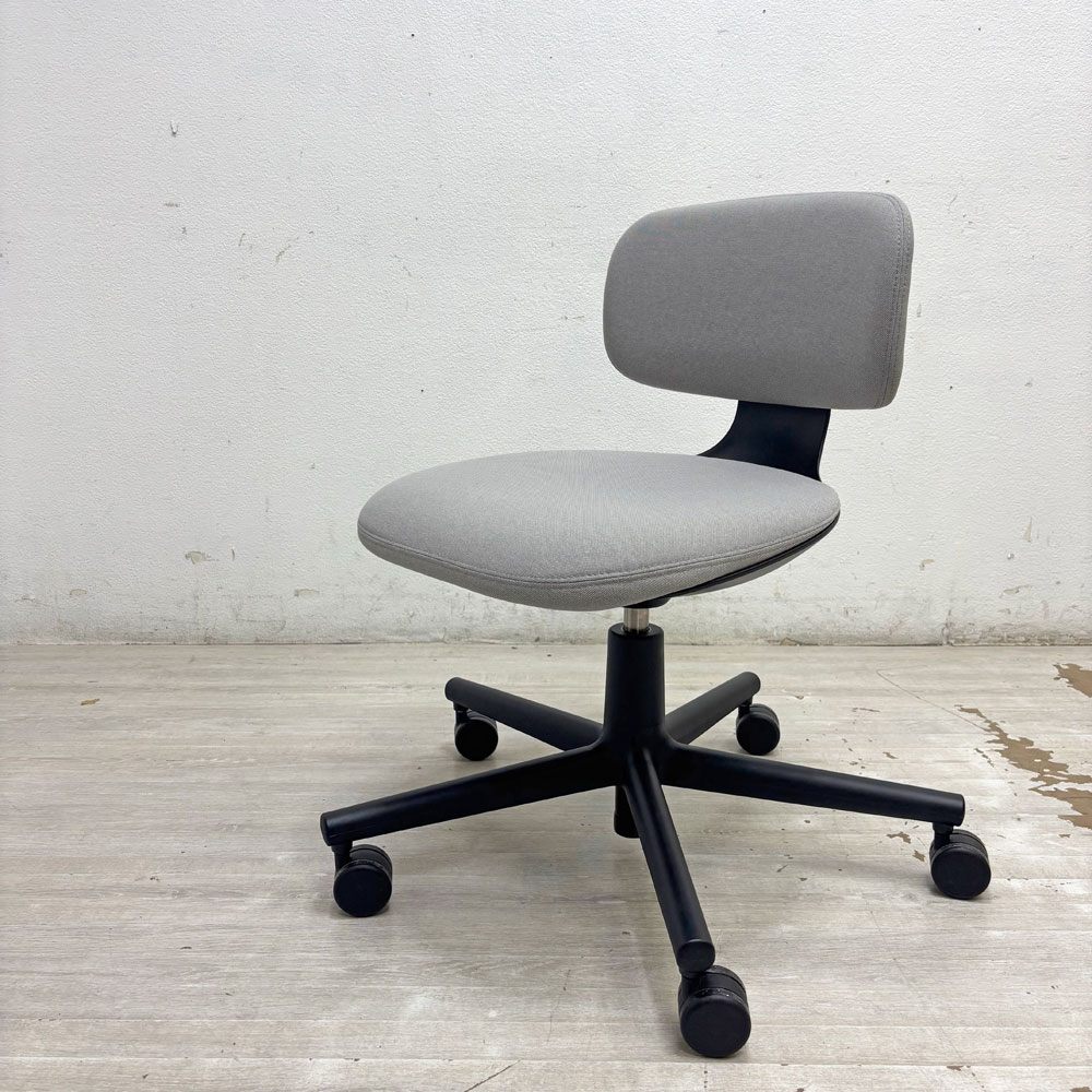 ヴィトラ vitra ルーキー Rookie デスクチェア キャスターチェア コンスタンチン・グルチッチ グレー系 ファブリッック 定価￥78,100- A ●